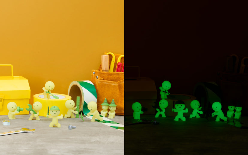 Smiski Construction Series glow-in-the-dark blind box -- 6 types plus secret Smiski in hard hat construction poses, official Dreams Japan kawaii collectible gift
