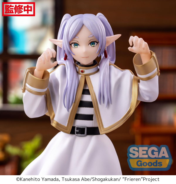 SEGA PM Perching Figure Frieren kneeling with hands raised, white mage outfit with gold trim — official Frieren: Beyond Journey's End prize figure collectible