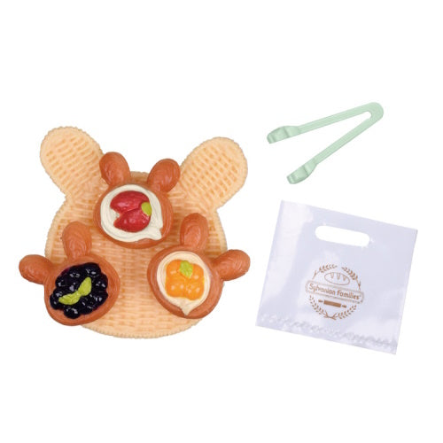 Sylvanian Families Forest's Lively Bakery blind capsule set — 6 miniature bakery designs including rabbit danish, cat bagel, cookie set and waffle, compatible with Sylvanian dolls