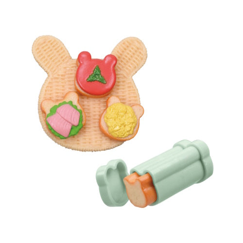 Sylvanian Families Forest's Lively Bakery blind capsule set — 6 miniature bakery designs including rabbit danish, cat bagel, cookie set and waffle, compatible with Sylvanian dolls