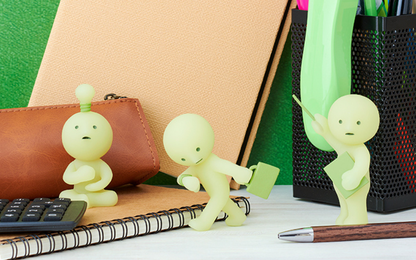 Smiski @ Work Series Glow-in-the-Dark Blind Box